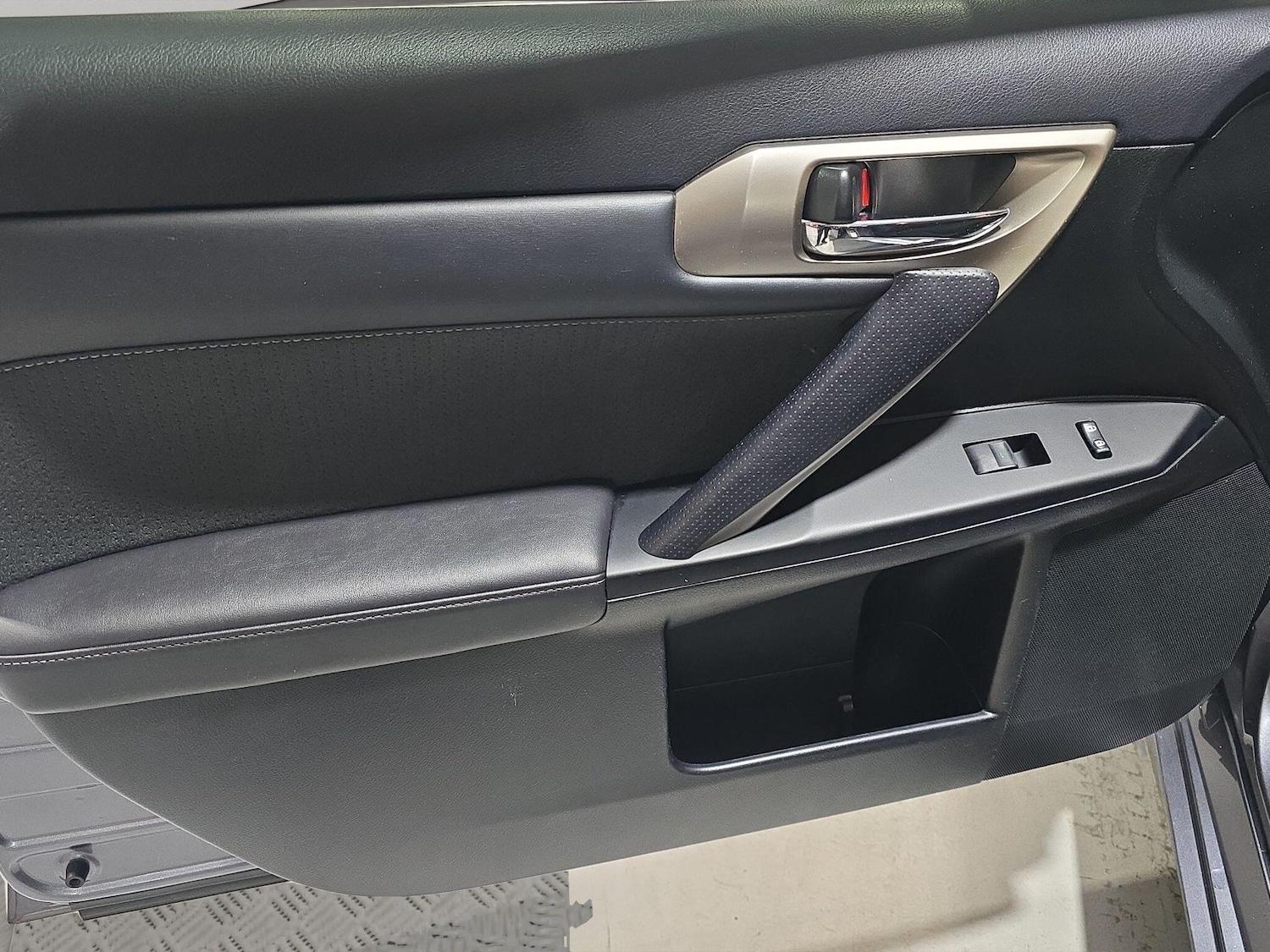 Used Lexus CT for sale - 76993393: Photo 25