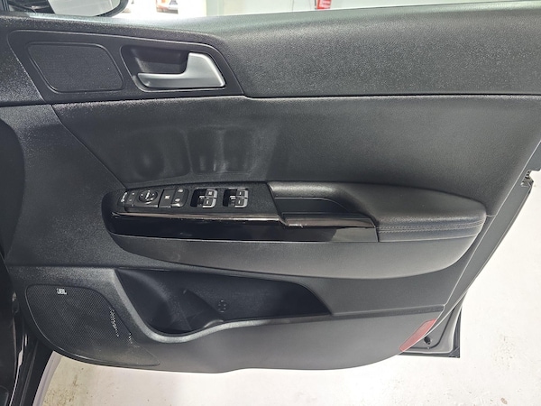 Used Kia Sportage 2016 for sale - 74057107: Photo 36