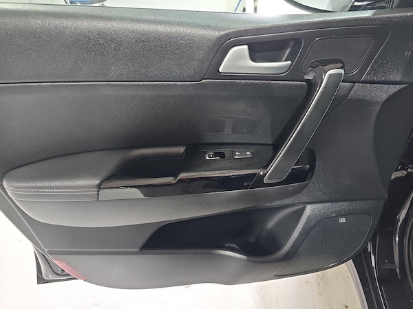 Used Kia Sportage 2016 for sale - 74057107: Photo 37