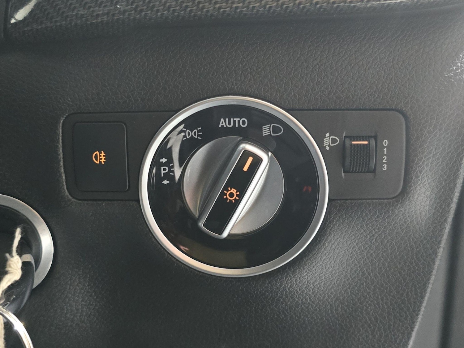 Used Mercedes-Benz B Class 2015 for sale - 76152169: Photo 24