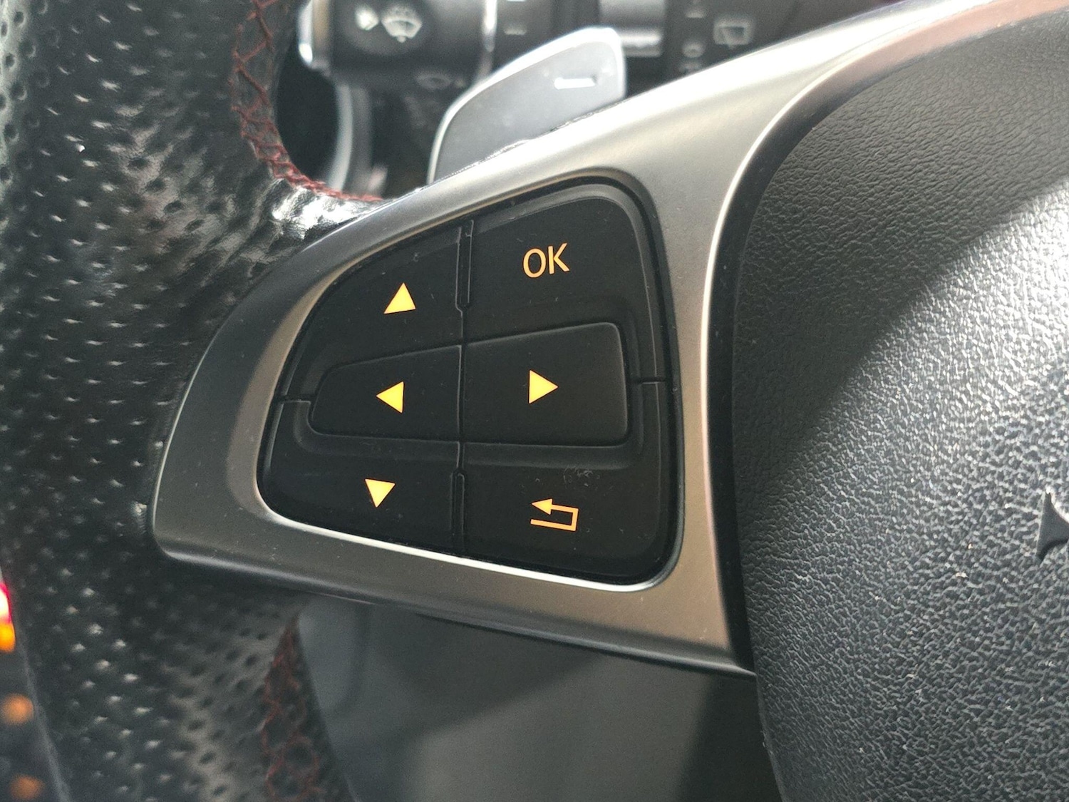 Used Mercedes-Benz B Class 2015 for sale - 76152169: Photo 31