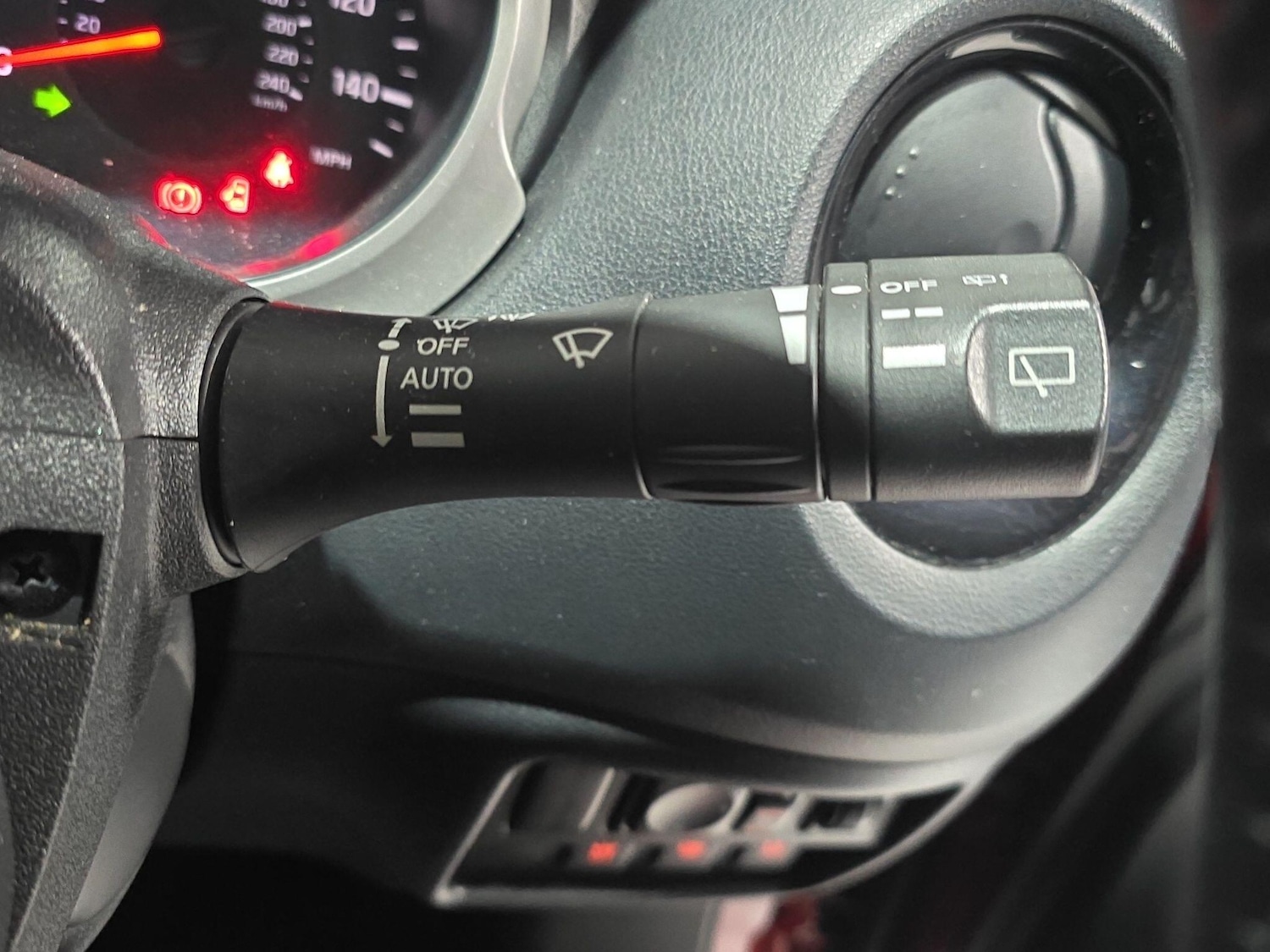 Used Nissan Juke 2017 for sale - 77174458: Photo 27