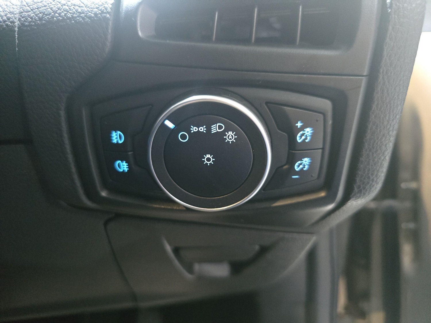 Used Ford Focus 2016 for sale - 75964527: Photo 21