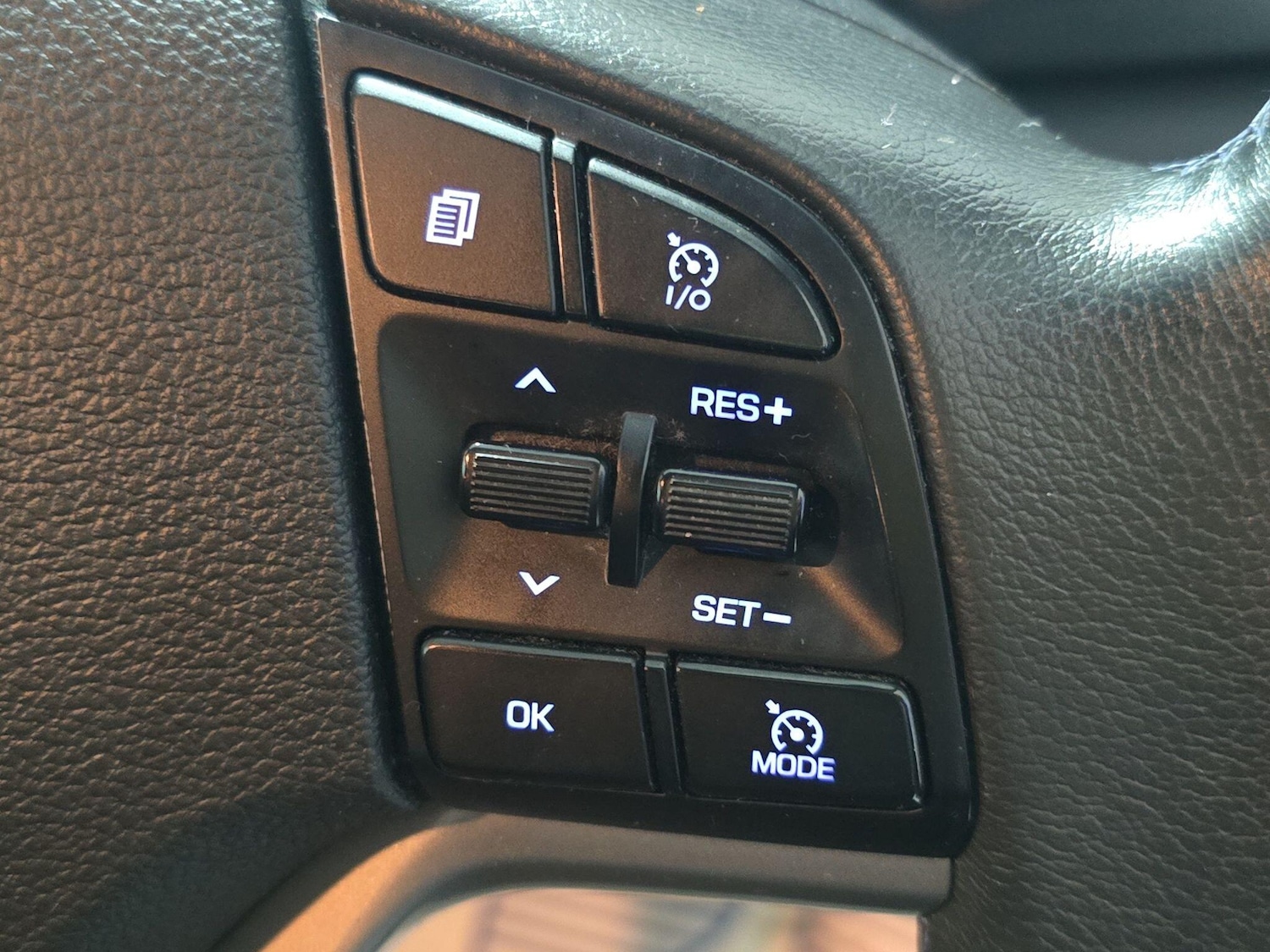 Used Hyundai TUCSON 2018 for sale - 76988007: Photo 21