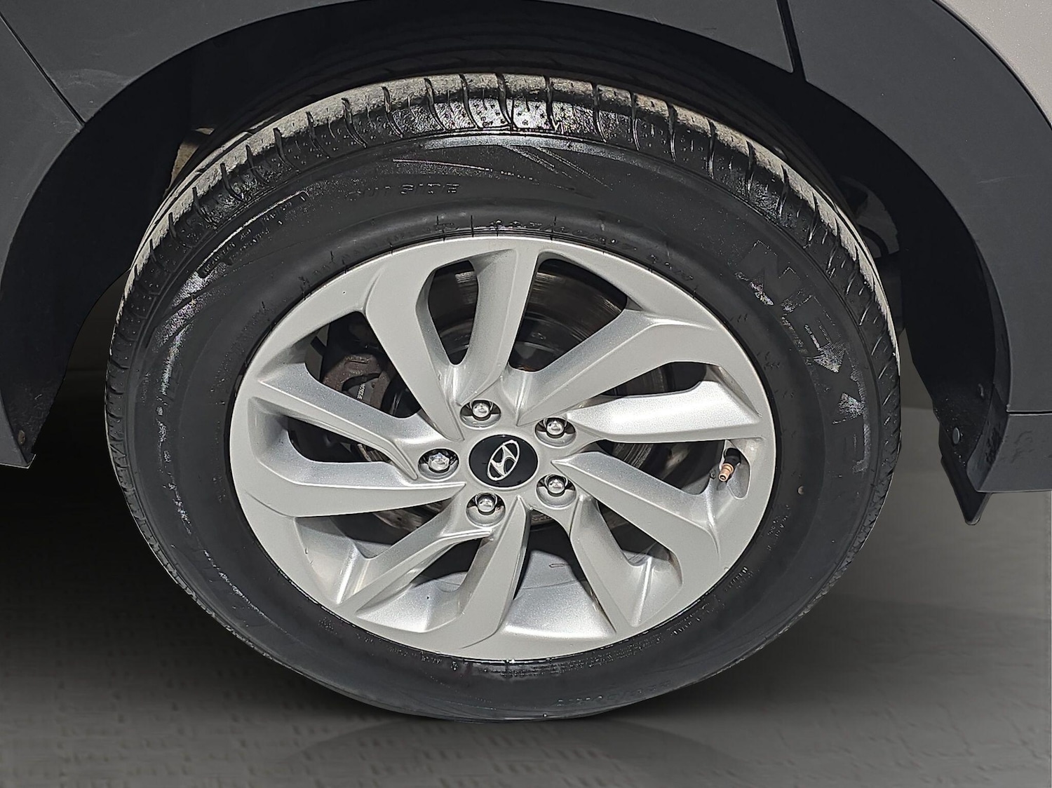 Used Hyundai TUCSON 2018 for sale - 76988007: Photo 36