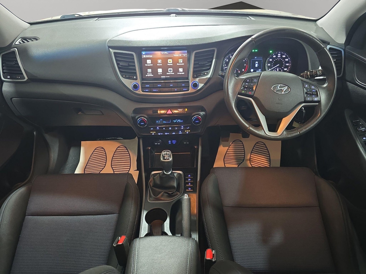 Used Hyundai TUCSON 2018 for sale - 76988007: Photo 9