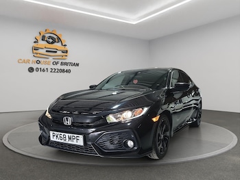 Used Honda Civic 2018 for sale - 79453570: Photo