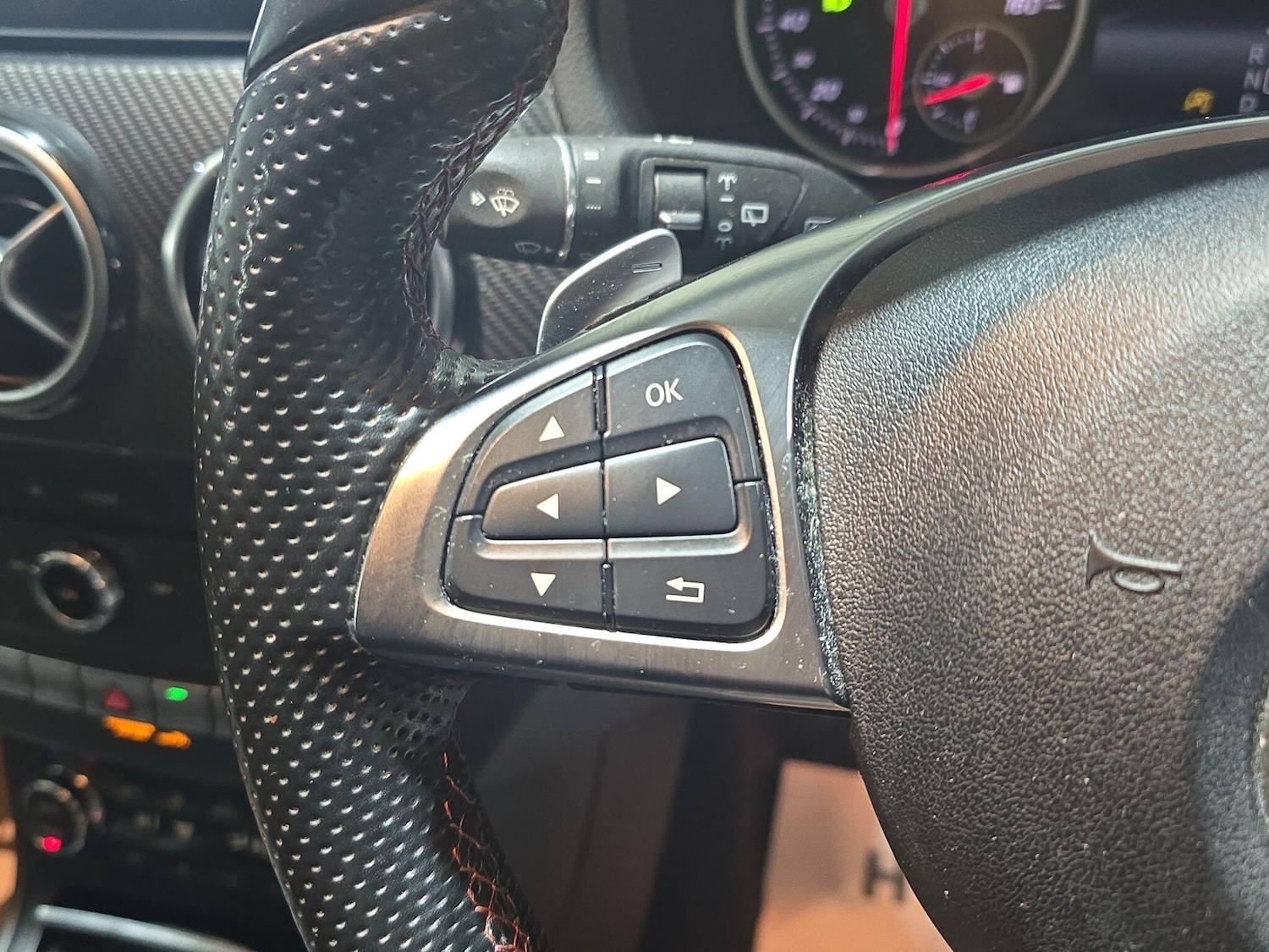 Used Mercedes-Benz B Class 2016 for sale - 76521878: Photo 18