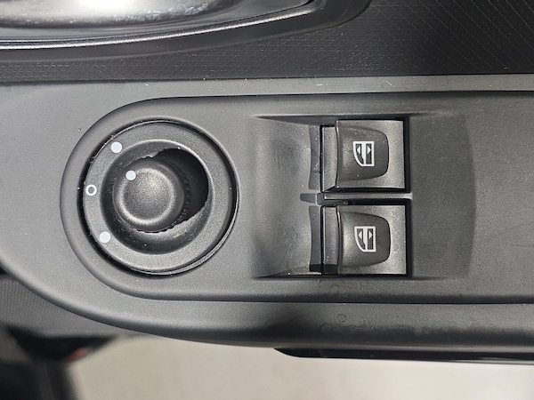 Used Renault Clio 2016 for sale - 76151974: Photo 26