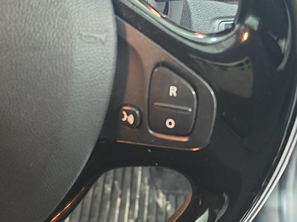 Used Renault Clio 2016 for sale - 76151974: Photo 28