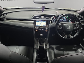 Used Honda Civic 2018 for sale - 77174456: Photo