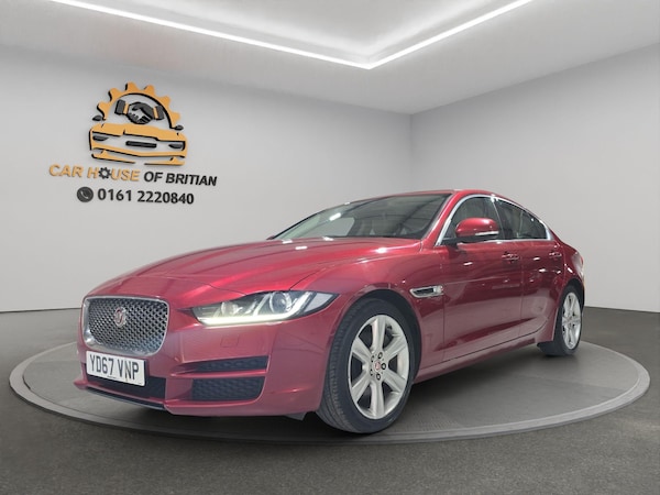 Used Jaguar XE 2017 for sale - 75857360: Photo 1