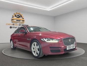 Used Jaguar XE 2017 for sale - 75857360: Photo