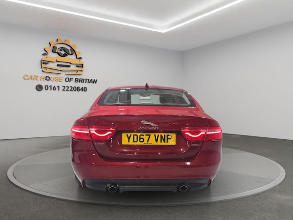 Used Jaguar XE 2017 for sale - 75857360: Photo 6