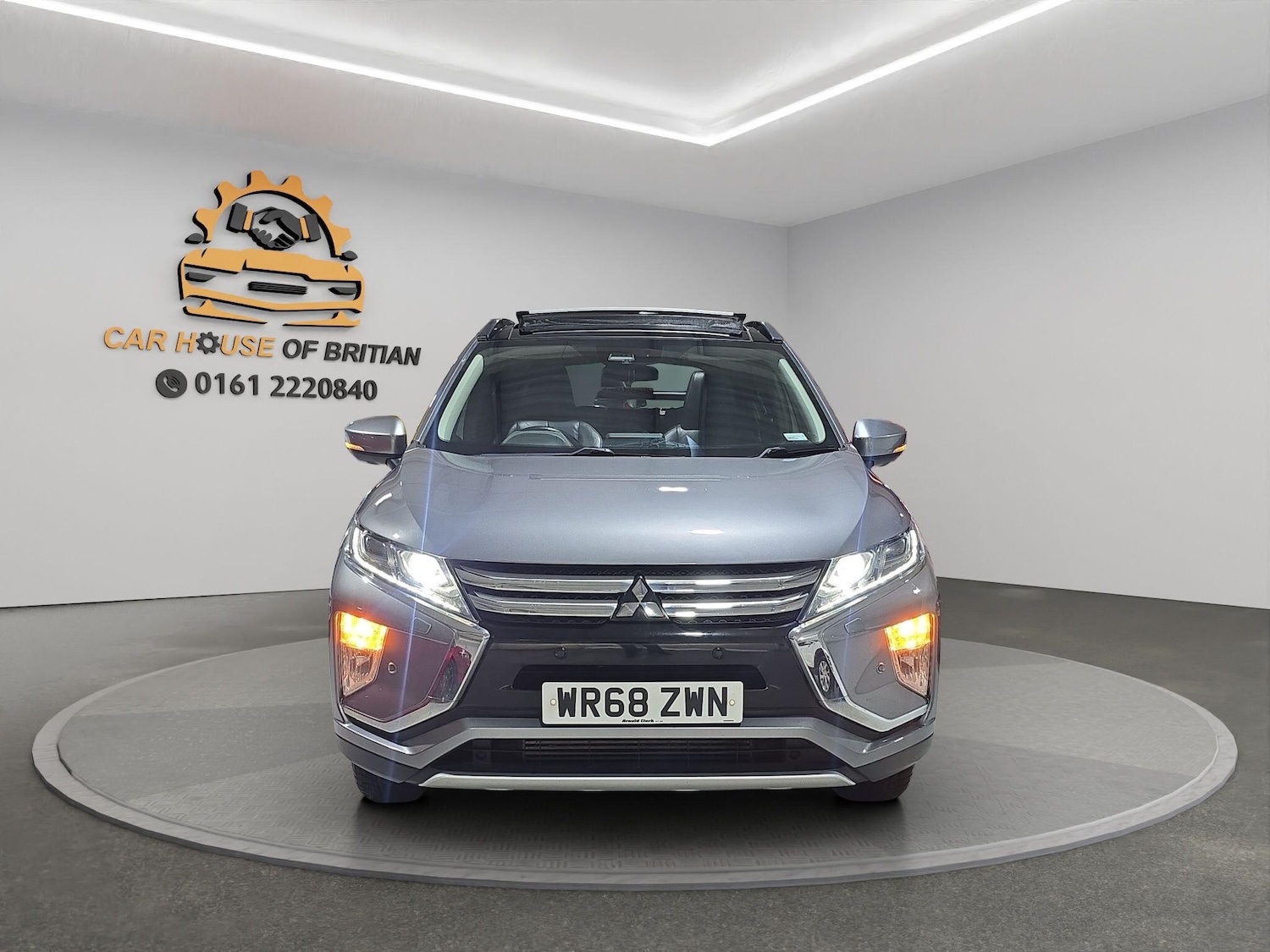 Used Mitsubishi Eclipse Cross 2018 for sale - 76990606: Photo 2