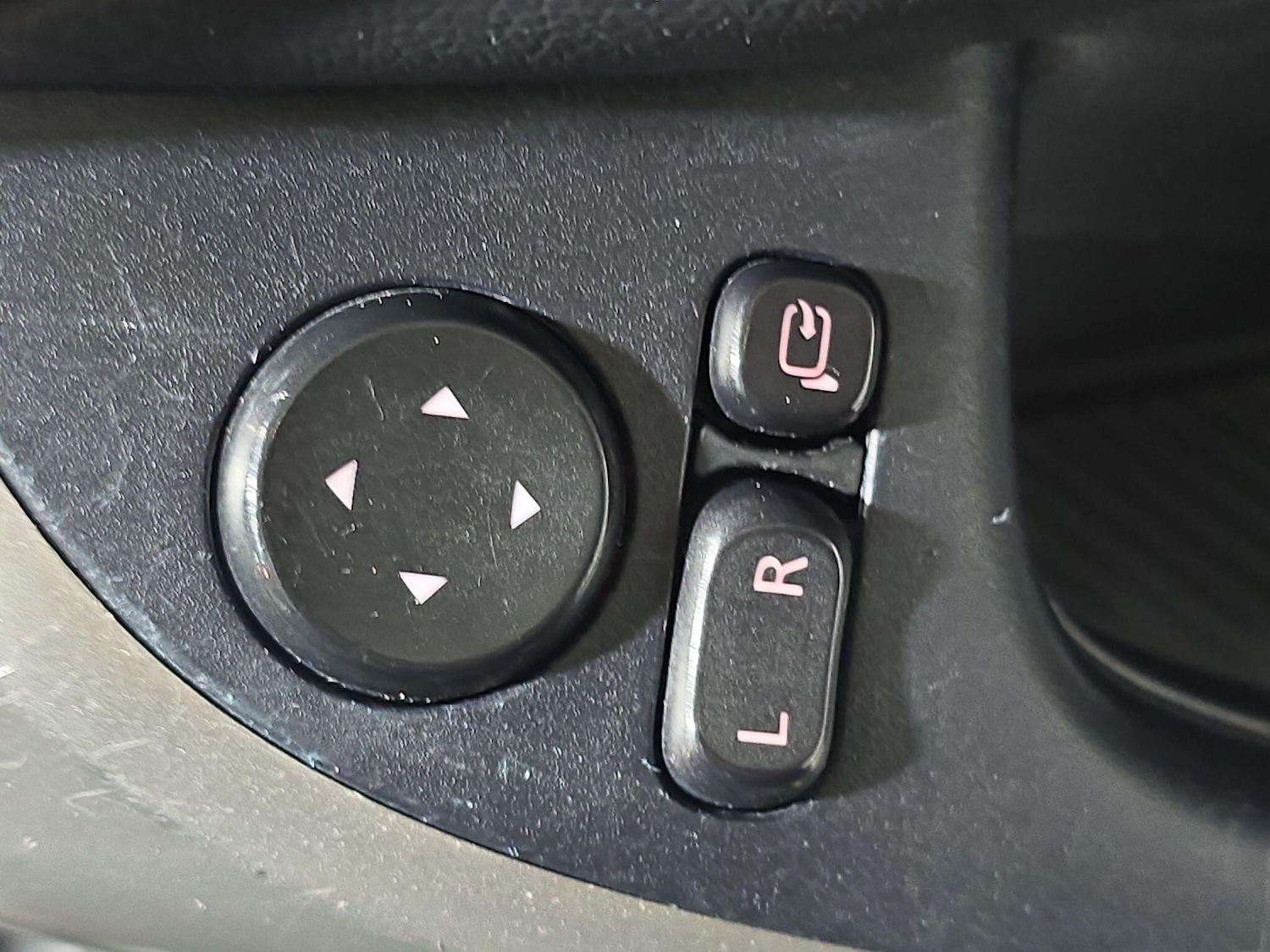 Used Mitsubishi Eclipse Cross 2018 for sale - 76990606: Photo 22