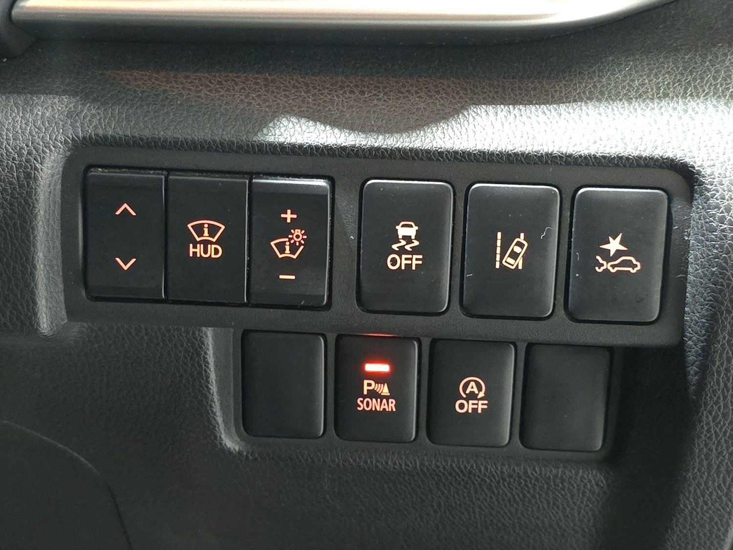 Used Mitsubishi Eclipse Cross 2018 for sale - 76990606: Photo 23