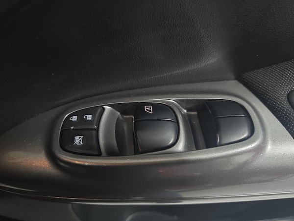 Used Nissan Juke 2013 for sale - 76001955: Photo 23