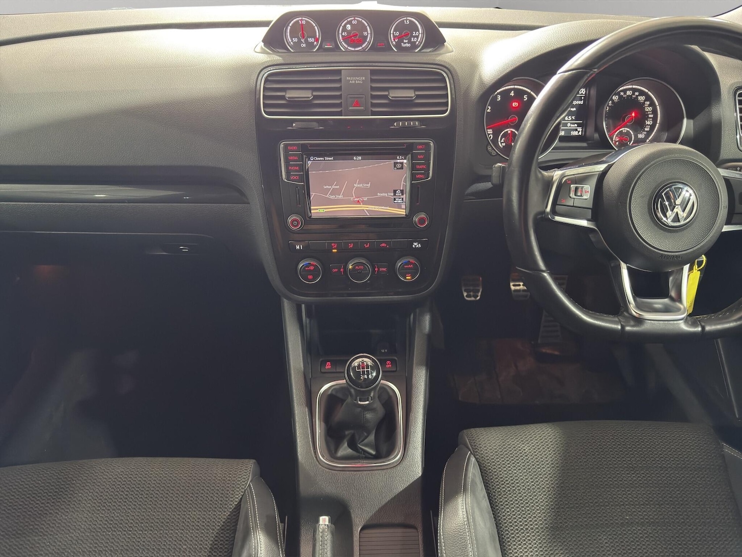 Used Volkswagen Scirocco 2016 for sale - 78058941: Photo 10