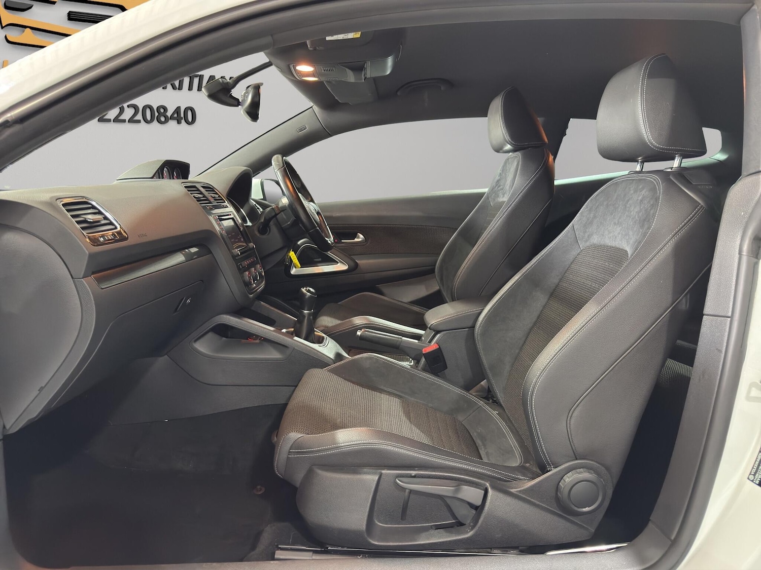 Used Volkswagen Scirocco 2016 for sale - 78058941: Photo 16