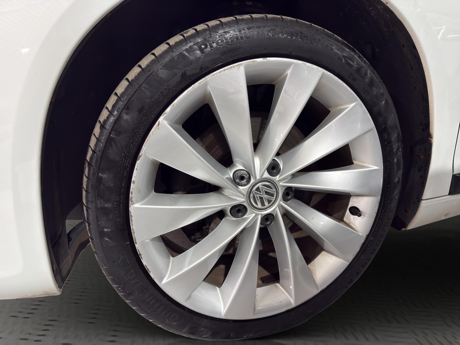 Used Volkswagen Scirocco 2016 for sale - 78058941: Photo 30