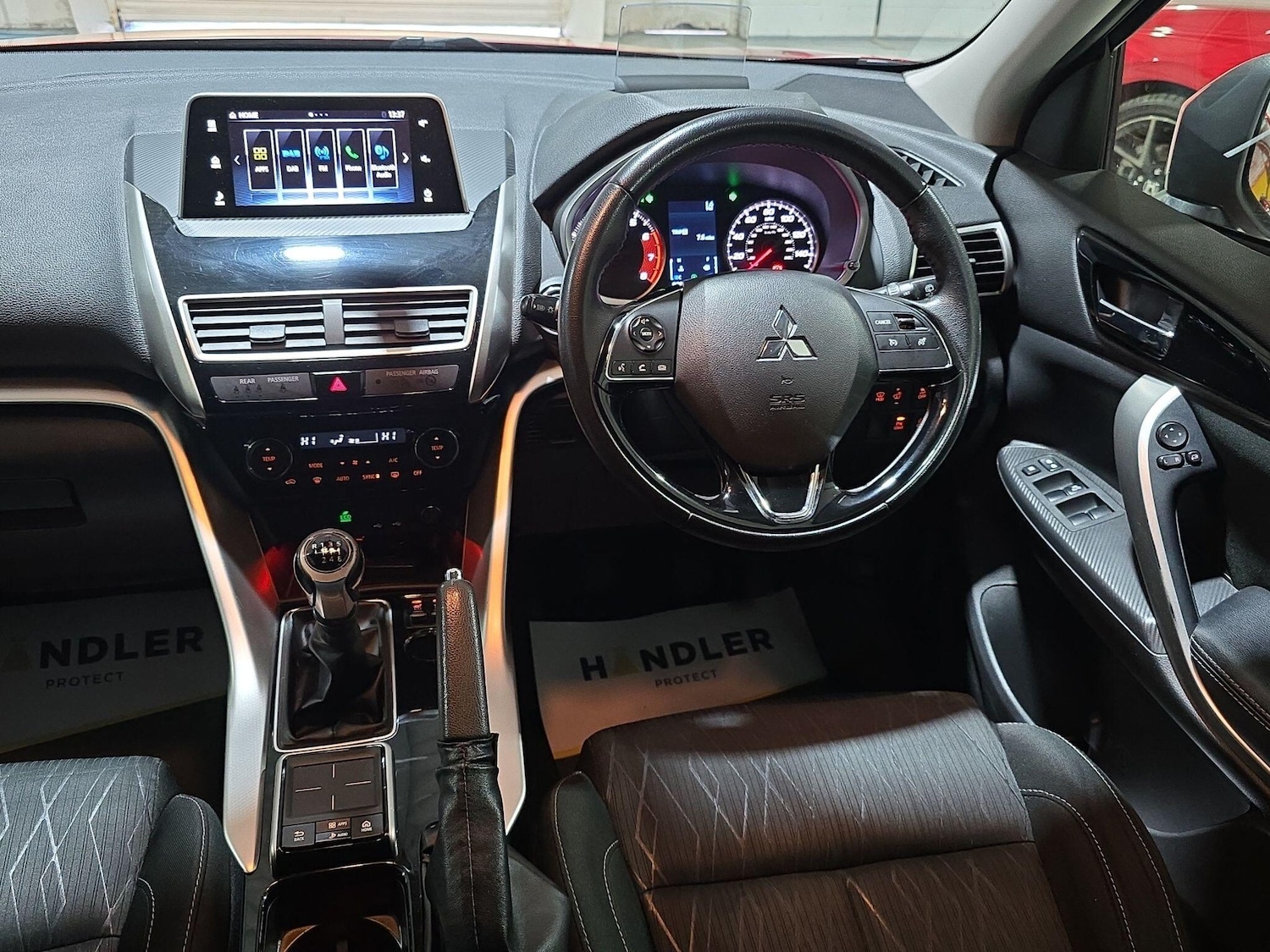 Used Mitsubishi Eclipse Cross 2018 for sale - 76990976: Photo 12