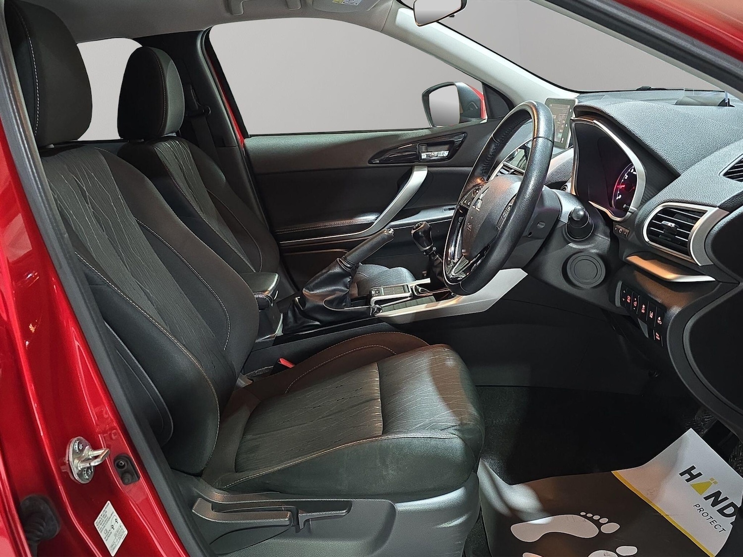 Used Mitsubishi Eclipse Cross 2018 for sale - 76990976: Photo 13