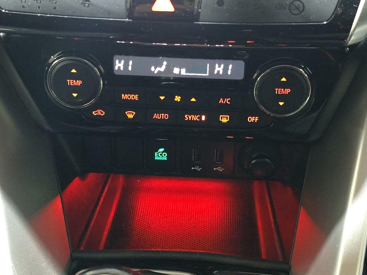 Used Mitsubishi Eclipse Cross 2018 for sale - 76990976: Photo 19