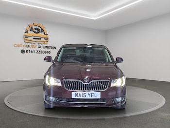 Used Skoda Superb 2015 for sale - 77174454: Photo