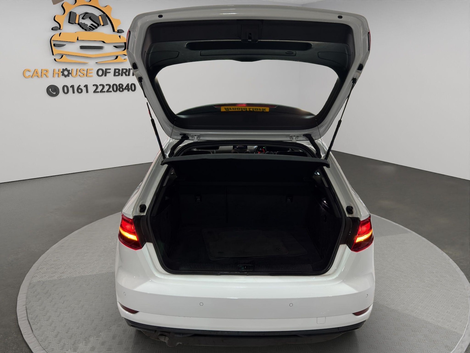 Used Audi A3 2018 for sale - 77597846: Photo 10