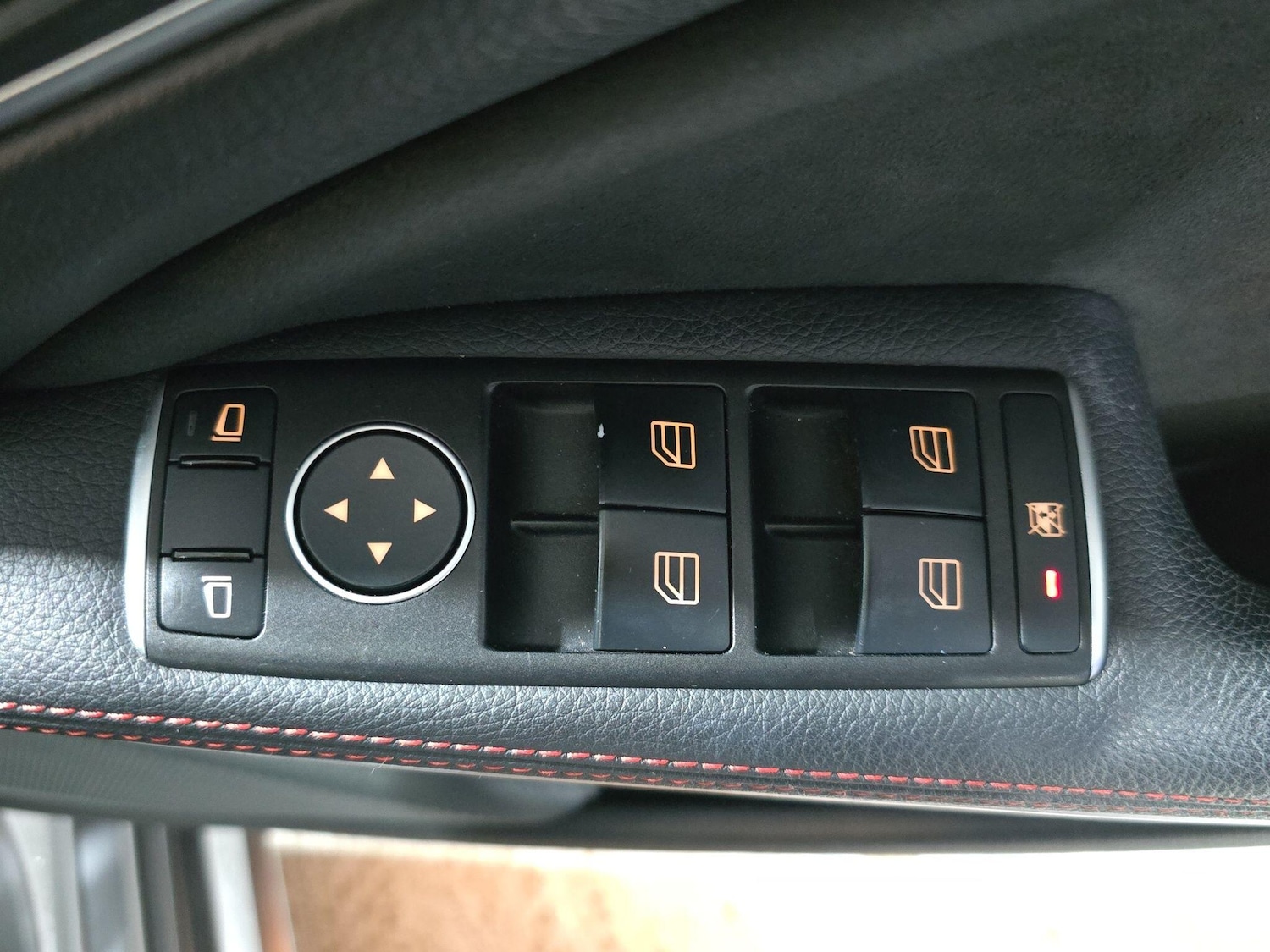 Used Mercedes-Benz CLA 2015 for sale - 77671400: Photo 25