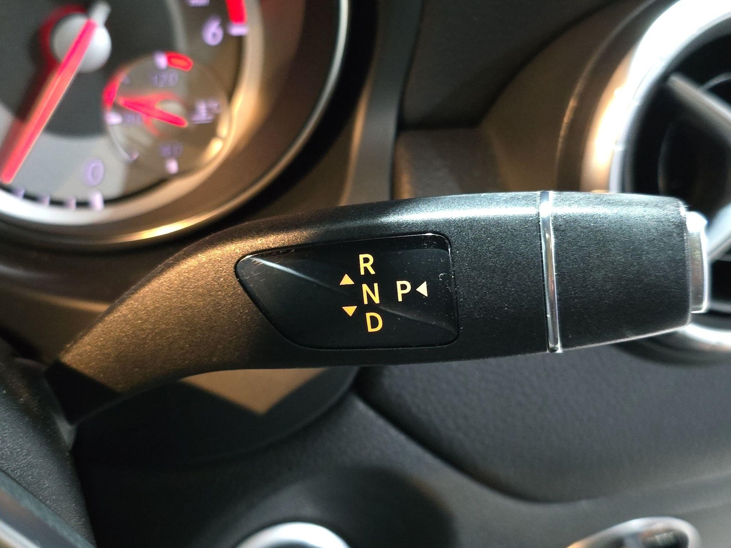 Used Mercedes-Benz CLA 2015 for sale - 77671400: Photo 28