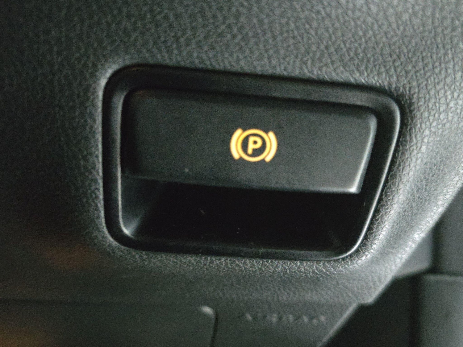 Used Mercedes-Benz CLA 2015 for sale - 77671400: Photo 32