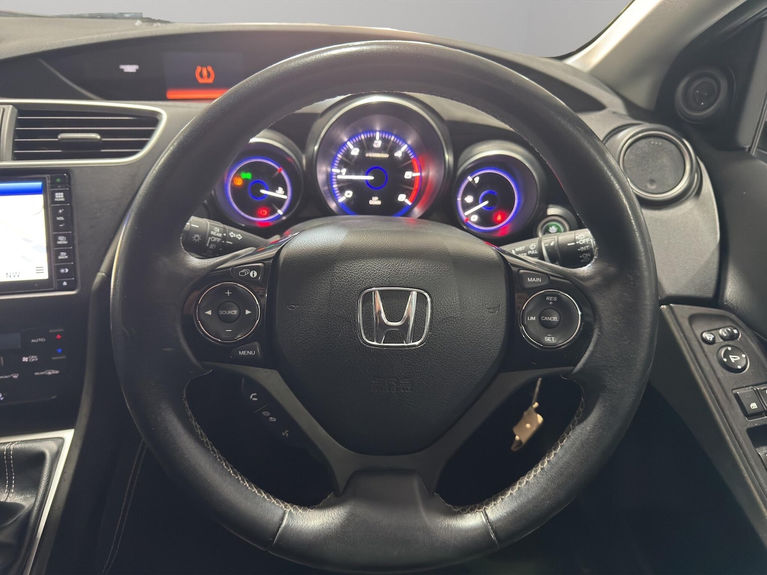 Used Honda Civic 2017 for sale - 77994404: Photo 17