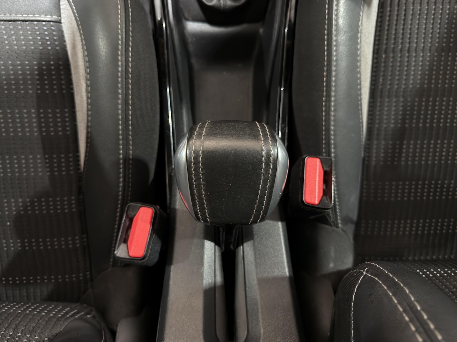 Used Peugeot 2008 2018 for sale - 77898287: Photo 21