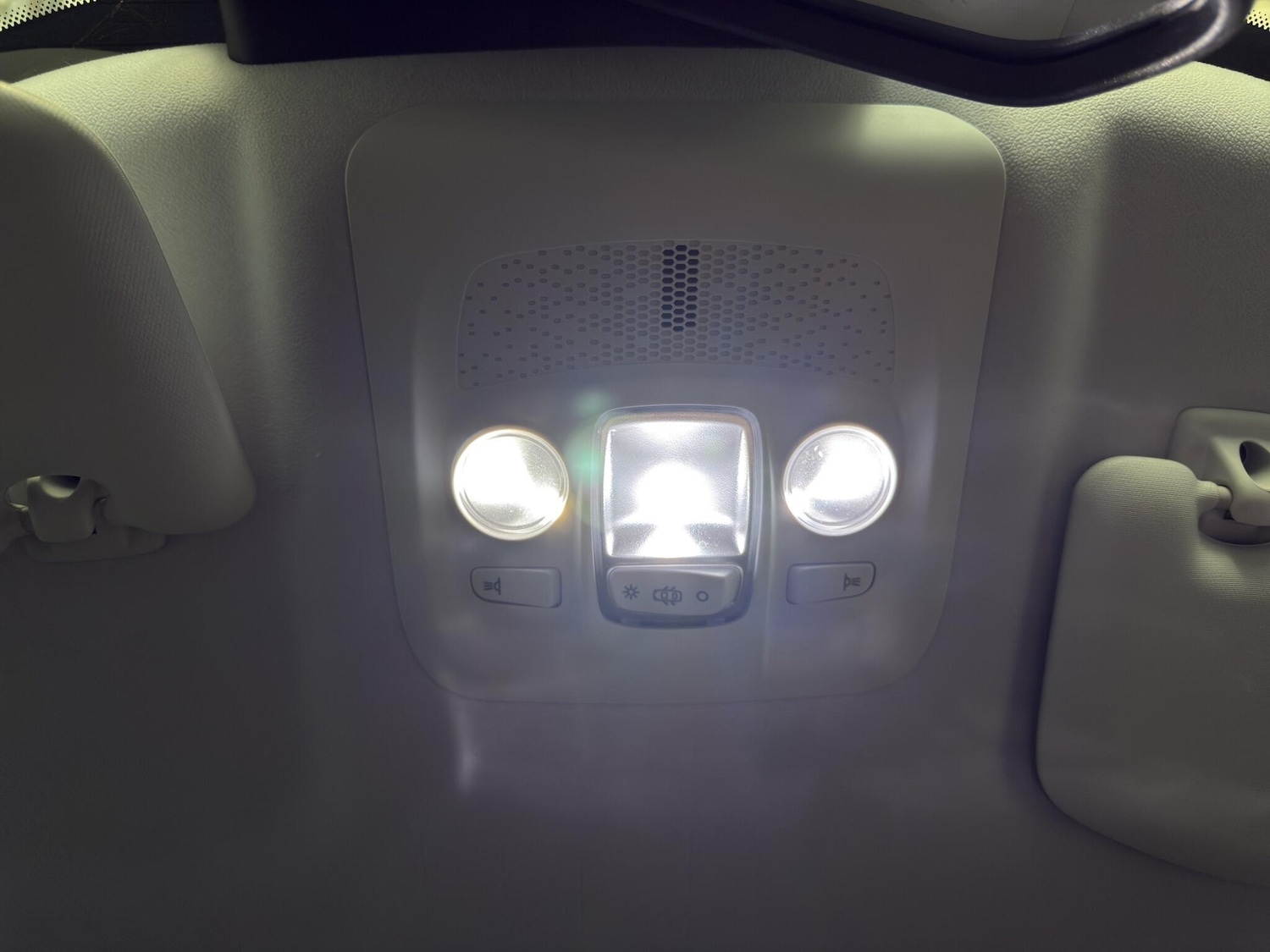 Used Peugeot 2008 2018 for sale - 77898287: Photo 25