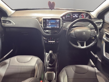 Used Peugeot 2008 2018 for sale - 77898287: Photo