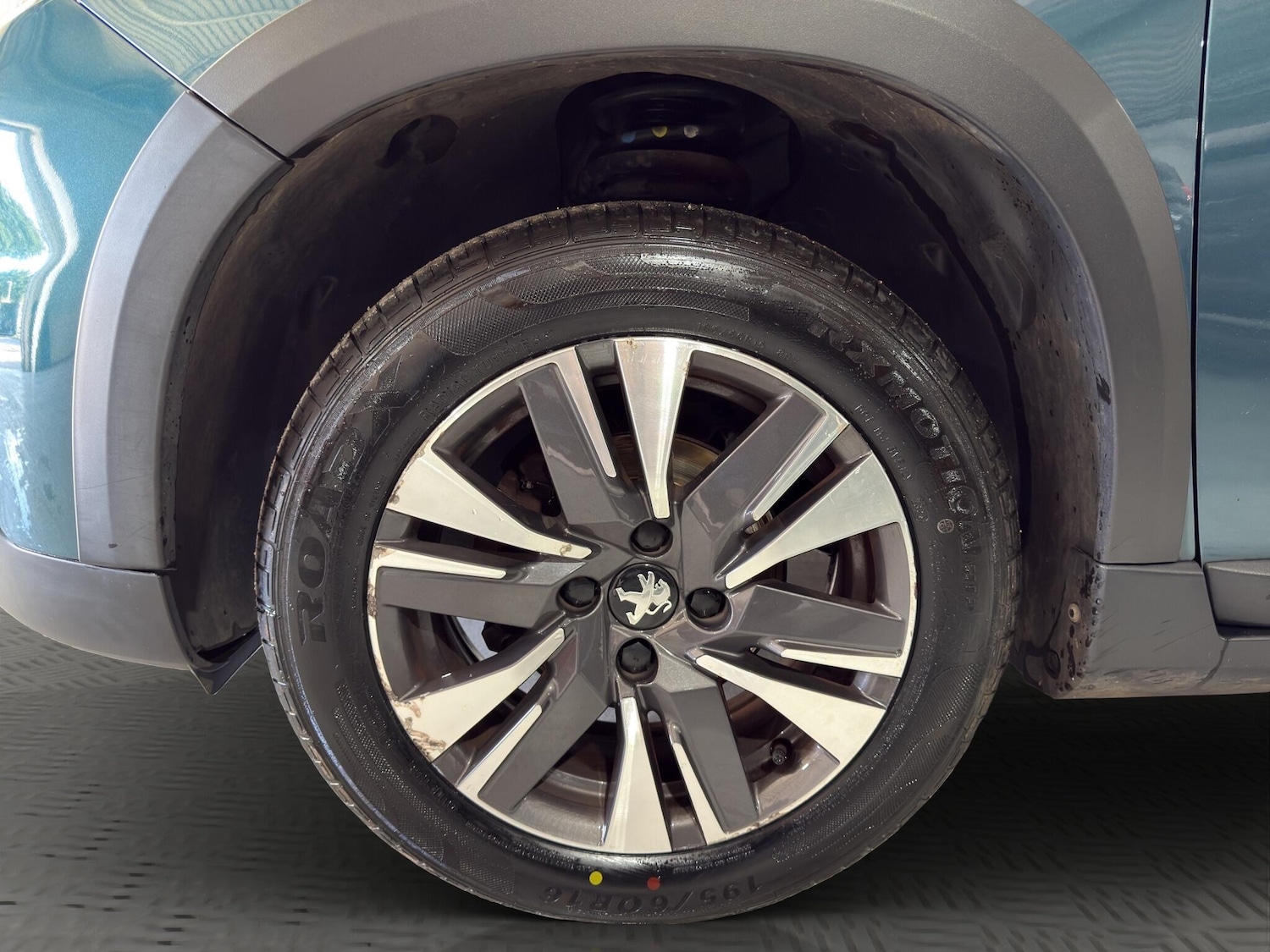 Used Peugeot 2008 2018 for sale - 77898287: Photo 32