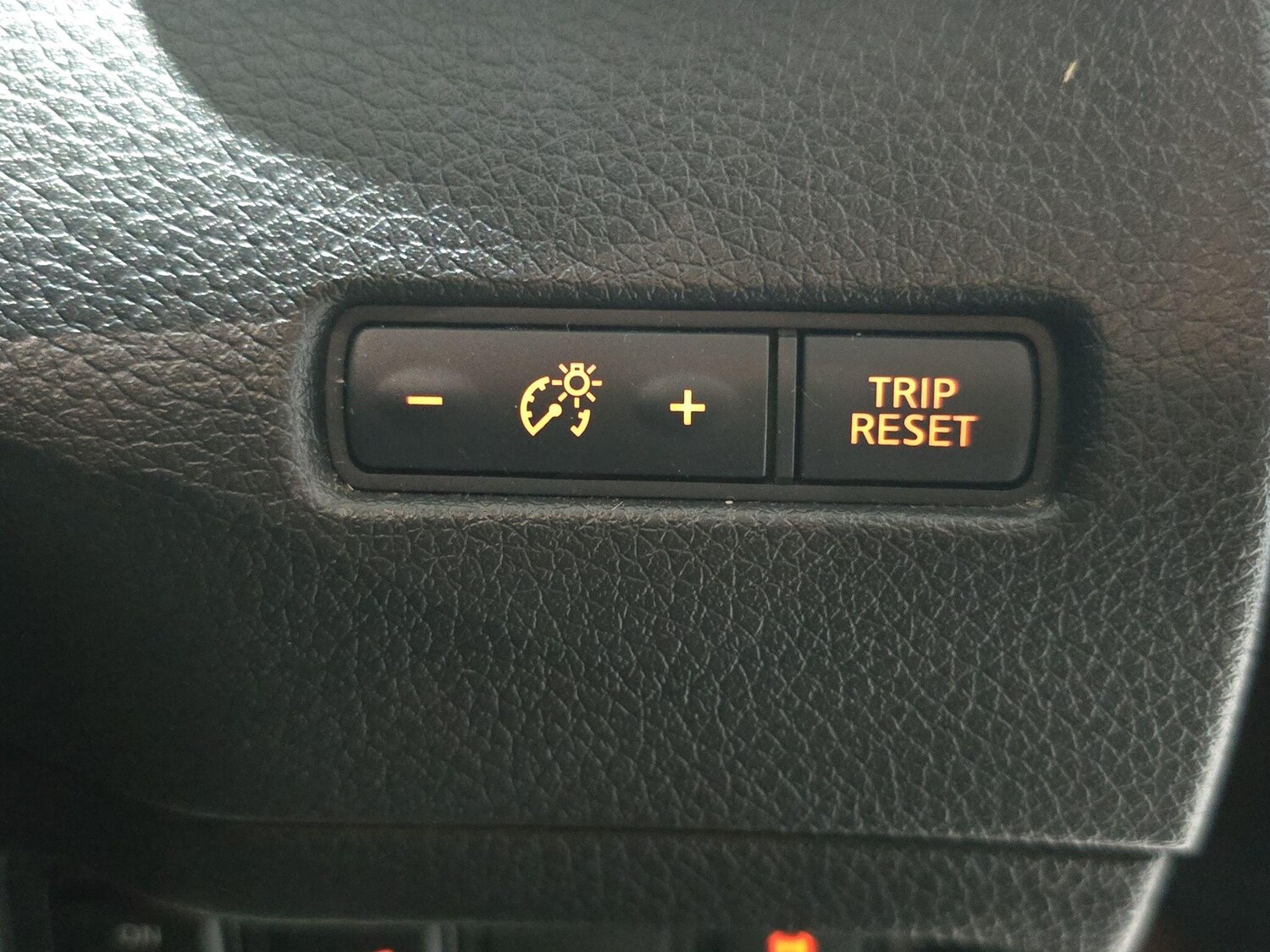 Used Nissan X-Trail 2016 for sale - 76886803: Photo 34