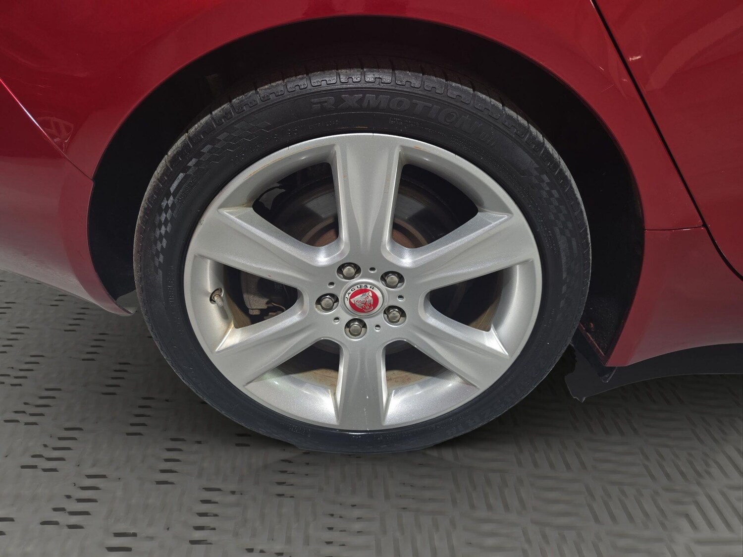 Used Jaguar XE for sale - 77468949: Photo 29