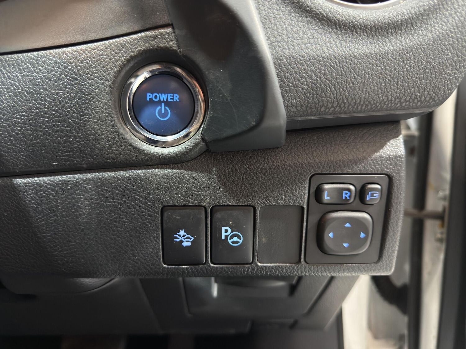 Used Toyota Auris 2017 for sale - 78185804: Photo 27