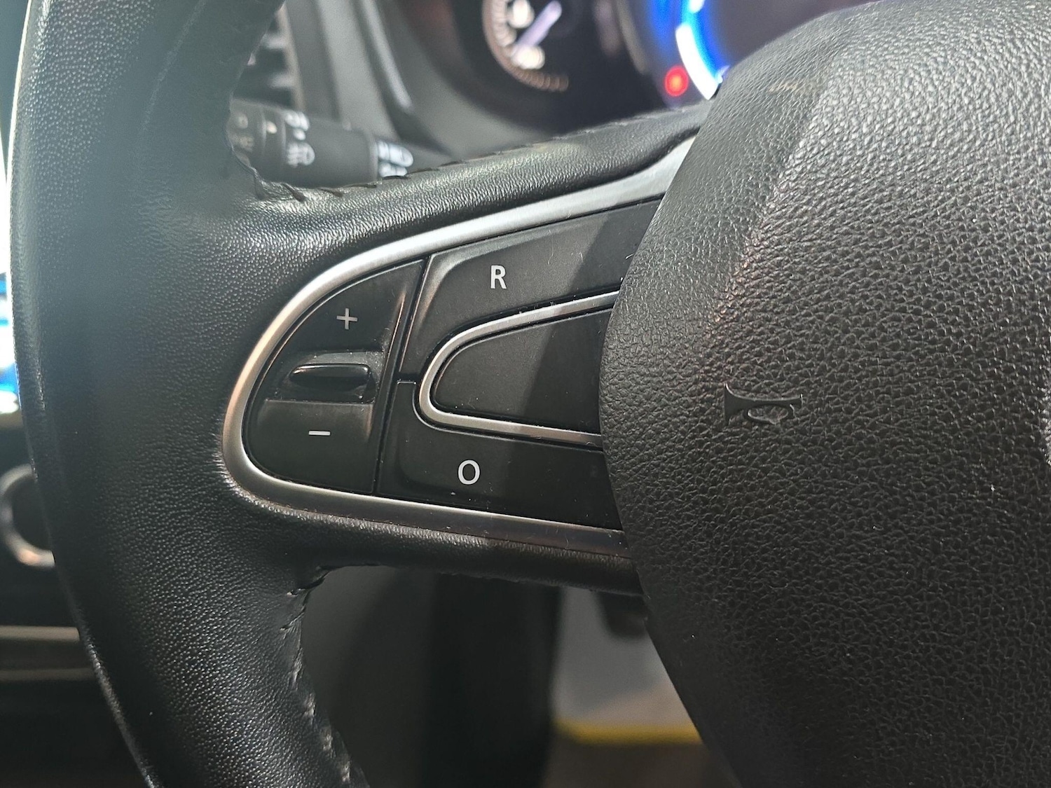 Used Renault Megane 2017 for sale - 76991773: Photo 17