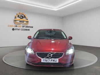 Used Volvo V40 2017 for sale - 77400630: Photo