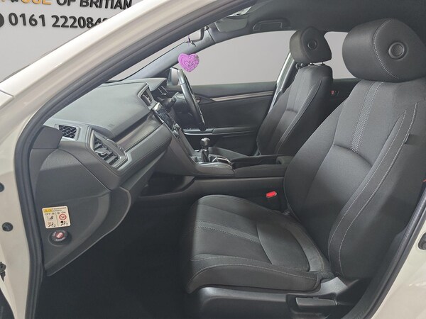 Used Honda Civic 2018 for sale - 74441303: Photo 11