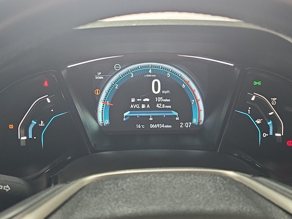 Used Honda Civic 2018 for sale - 74441303: Photo 19