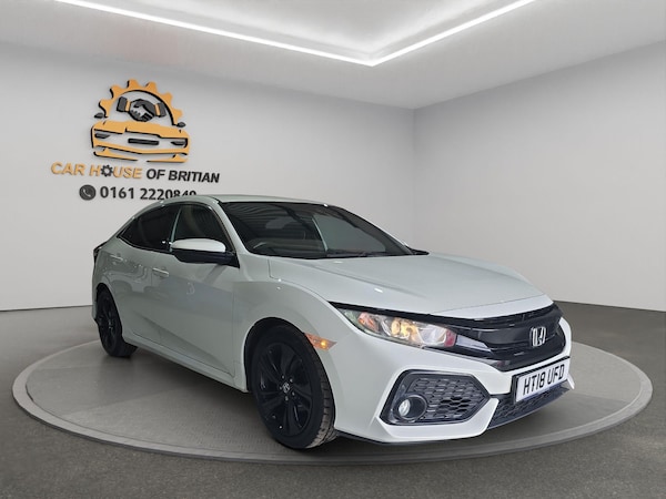 Used Honda Civic 2018 for sale - 74441303: Photo 3