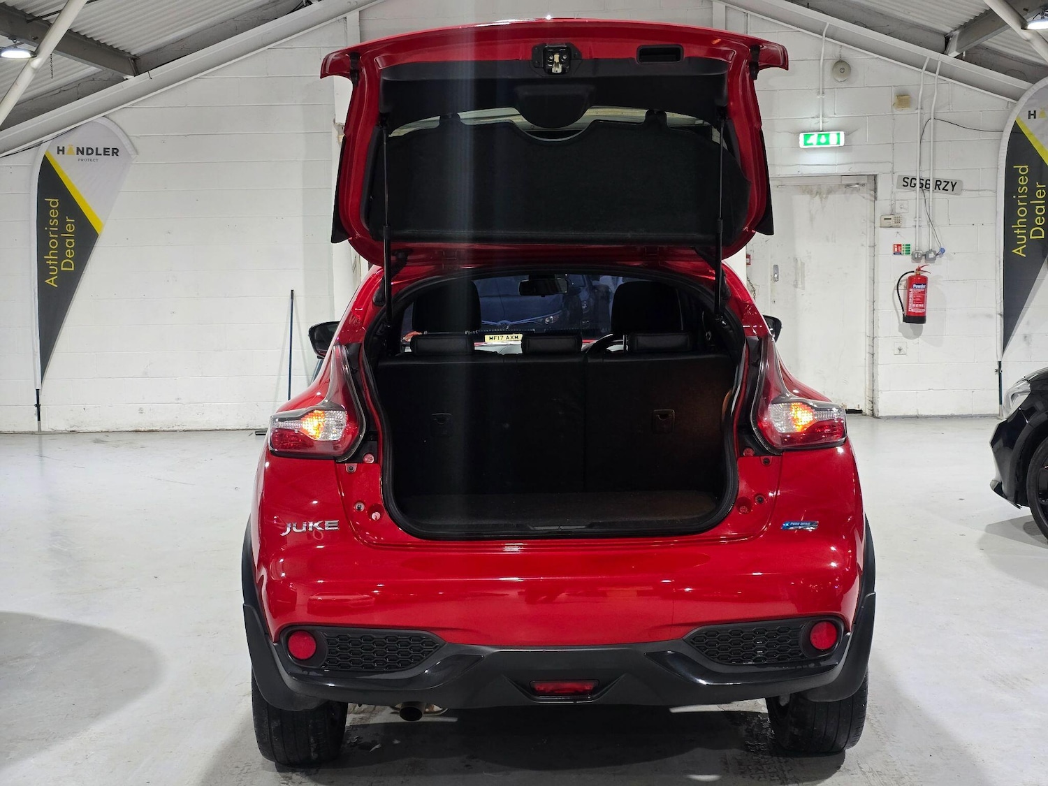 Used Nissan Juke 2015 for sale - 77314968: Photo 10