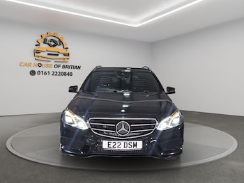 Used Mercedes-Benz E Class 2015 for sale - 77825007: Photo