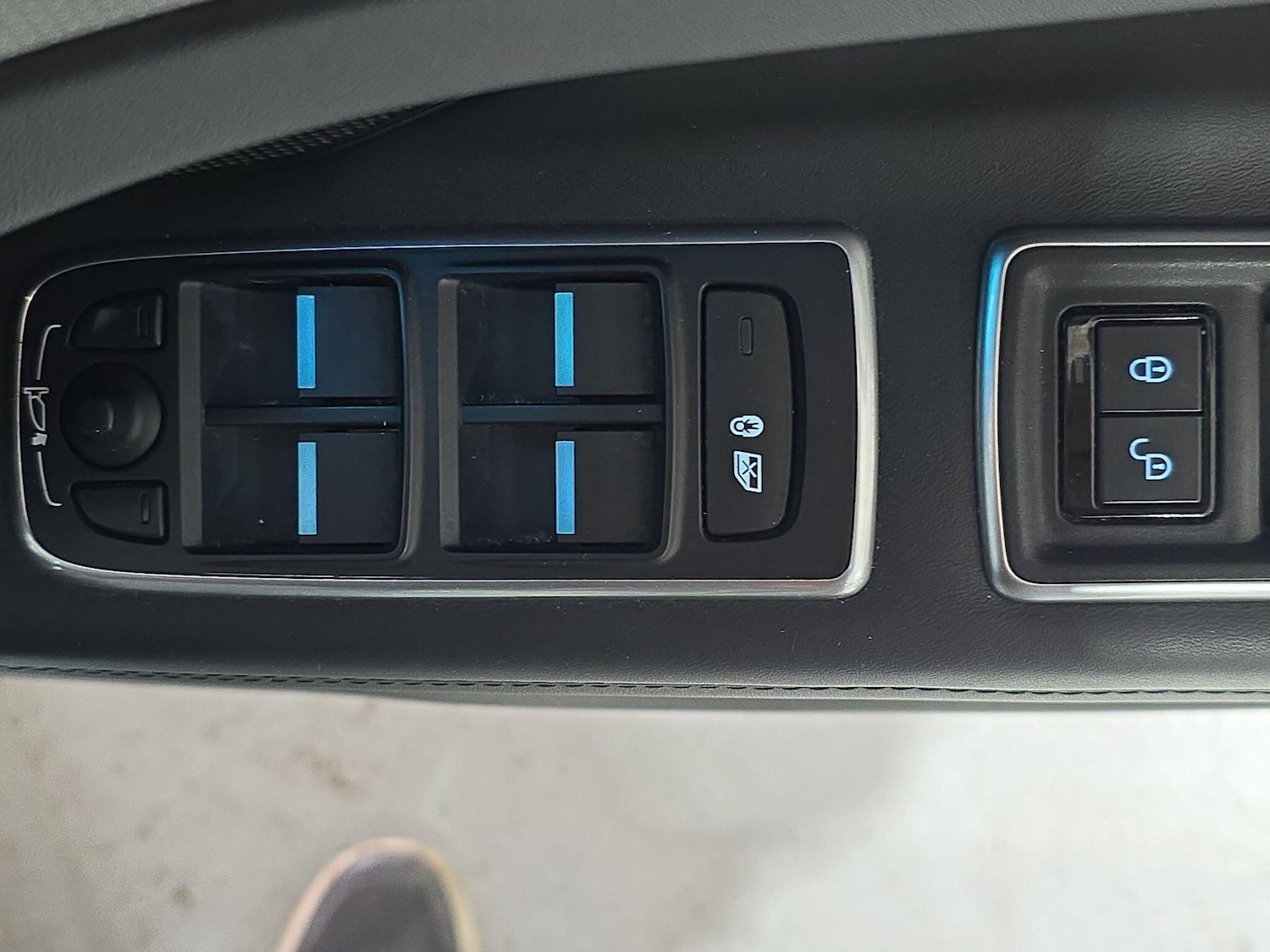 Used Jaguar XF 2018 for sale - 76988501: Photo 33