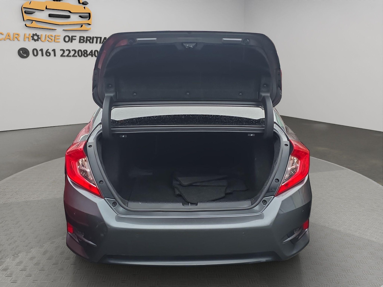 Used Honda Civic 2019 for sale - 76786827: Photo 10